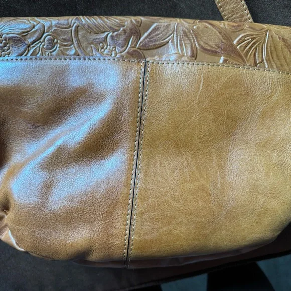 Patricia Nash Tan Leather Rosolini Floral Tooled Buckle Crossbody Saddle Bag - Picture 2 of 10